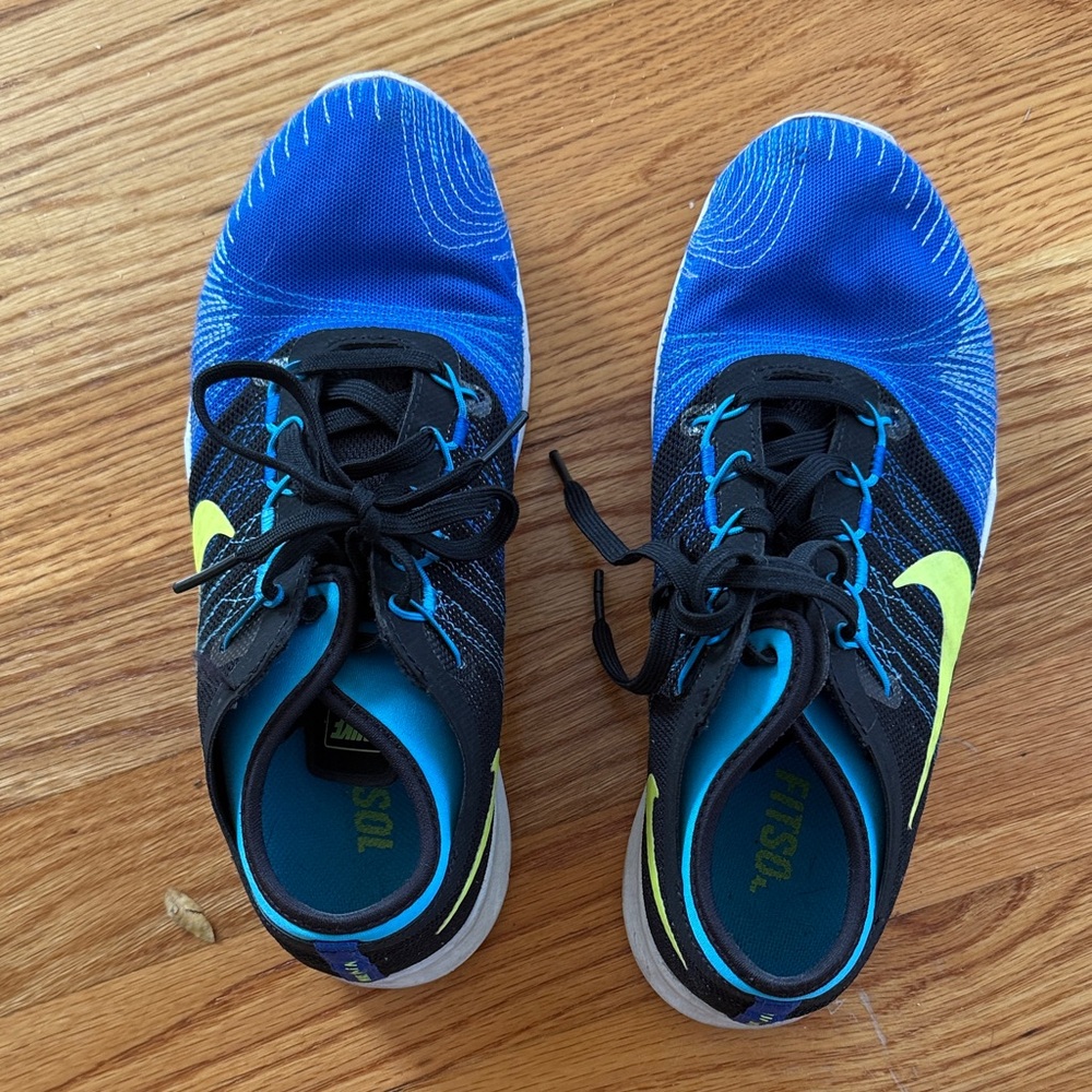 Nike women’s  fitsol flex adapt